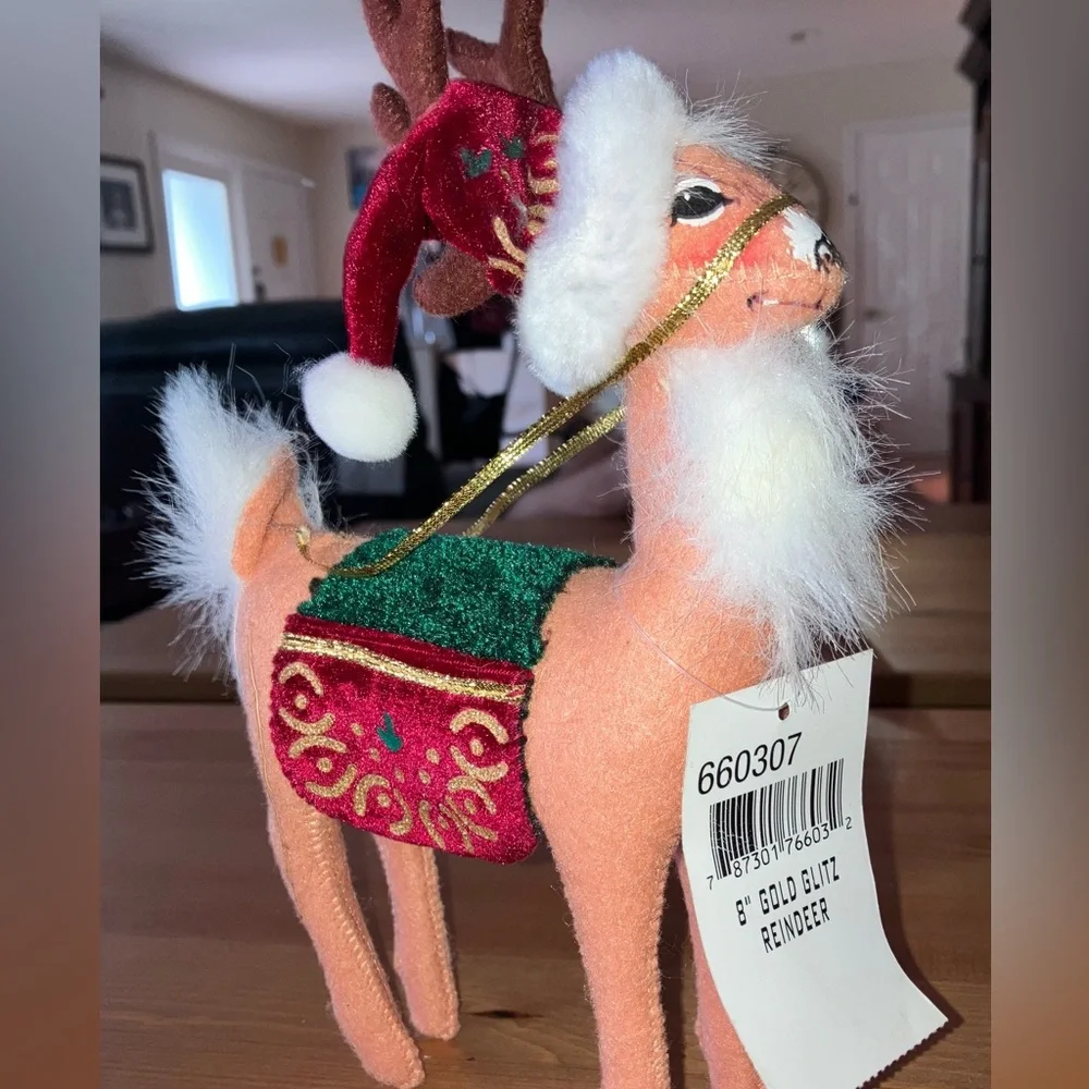 NWT Annalee 8 inch Gold Glitz Reindeer #660307